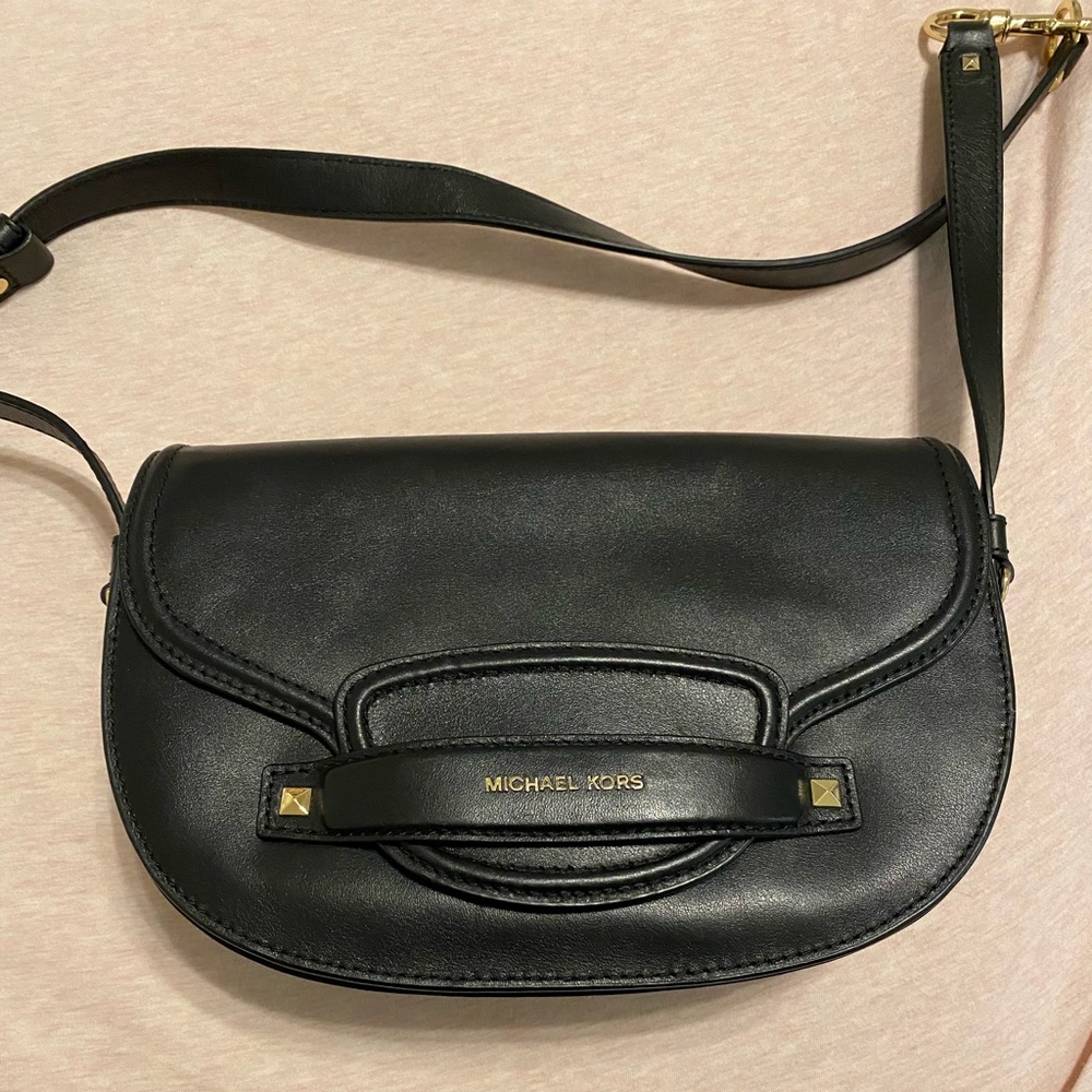 Michael Kors Cary Medium Leather Saddle bag